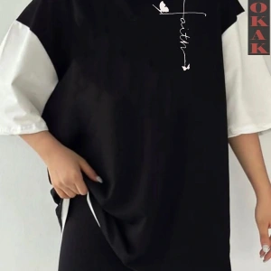 Siyah Oversize Çift Renk KELEBEK YAZI  Baskılı Unisex Tshirt