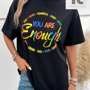 Sloganlı Grafik Düşük Omuz Tişört