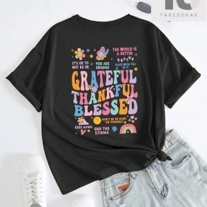 Sloganlı ve Karikatür Baskılı Düşük Omuzlu Tişört