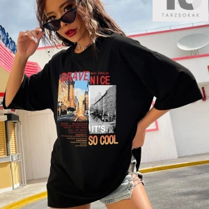 Sokak Görünümü ve Slogan Grafikli Düşük Omuzlu Oversize Tişört