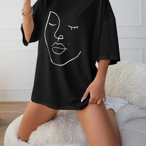 Soyut Şekil Grafik Düşük Omuz Büyük Boy Tişört