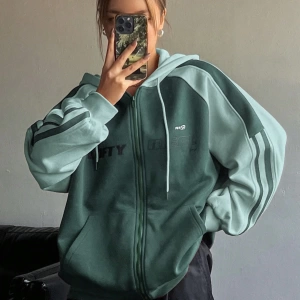 Star Kadın Sonbahar/Kış Mektup Baskılı Fermuarlı Bağcıklı Kapüşonlu Sweatshirt Model 5181