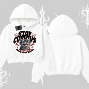 Stay Curious Kedi Baskılı Kapşonlu Crop Sweatshirt