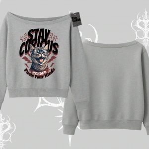 Stay Curious Kedi Baskılı Kayık Yaka Sweatshirt