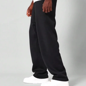 Straight Fit Essential Drop Crotch Jogger