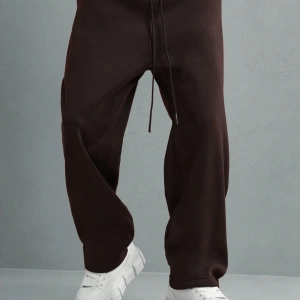 Straight Fit Essential Drop Crotch Jogger