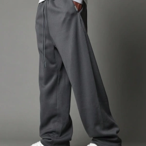 Straight Fit Essential Drop Crotch Jogger