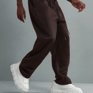 Straight Fit Essential Drop Crotch Jogger