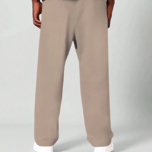 Straight Fit Essential Drop Crotch Jogger
