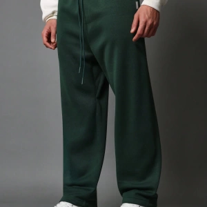 Straight Fit Essential Drop Crotch Jogger