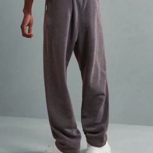 Straight Fit Essential Drop Crotch Jogger