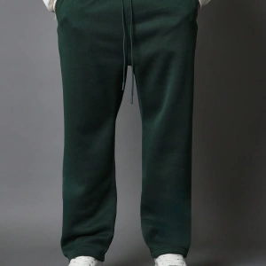Straight Fit Essential Drop Crotch Jogger
