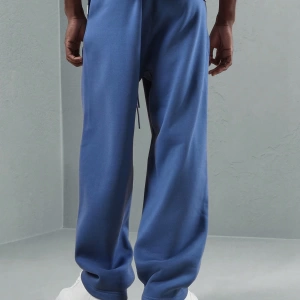 Straight Fit Essential Drop Crotch Jogger