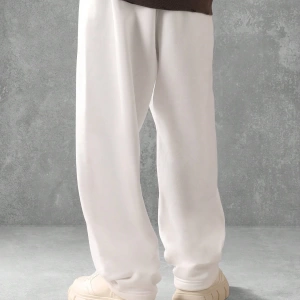 Straight Fit Essential Drop Crotch Jogger