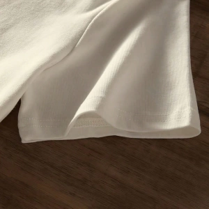 Süt İpek Normal Tişört, Minimalist Moda Günlük Giyim