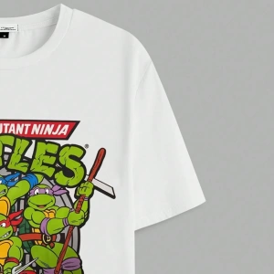 TEENAGE MUTANT NINJA TURTLES X SHEIN Erkek Baskılı Rahat Yuvarlak Yaka Kısa Kollu Örgü Tişört