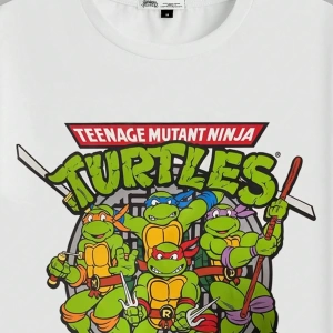 TEENAGE MUTANT NINJA TURTLES X SHEIN Erkek Baskılı Rahat Yuvarlak Yaka Kısa Kollu Örgü Tişört