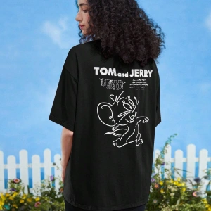TOM & JERRY X Kadın Loose Fit Karikatür Desen Baskılı Tişört
