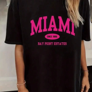 TOM & JERRY X Sloganlı ve Karikatür Grafikli Düşük Omuzlu Oversize Tişört