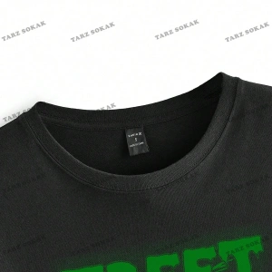 Unisex BAY  İngilizce Harfler Baskılı Kapalı Omuz Tişört KOD-1398