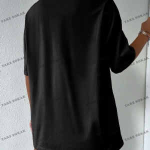 Unisex BAY  Şekil Grafiği Düşük Omuzlu Tişört KOD-1310