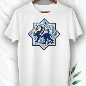 Unisex Beyaz Anadolu Selçuklu Aslan Başlı İnsan Figürü Baskılı T-shirt