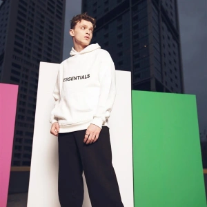 Unisex Beyaz Essentials Sweatshirt Trndz204