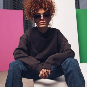 Unisex Beyaz Essentials Sweatshirt Trndz204