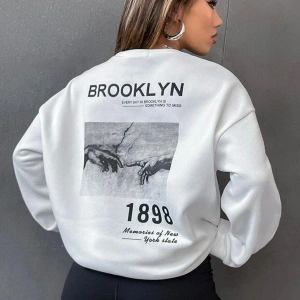 Unisex Brooklyn Baskılı Bisiklet Yaka Sweatshirt Beyaz