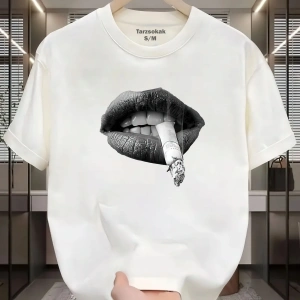 UNİSEX Carzy Lips T-shirt