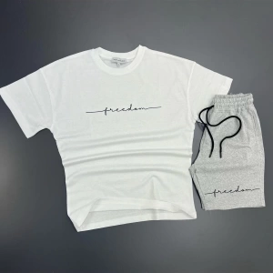 Unisex Freedom Baskılı Spor Eşofman Takımı Beyaz T-shirt / Gri Şort mdl-sportkm-