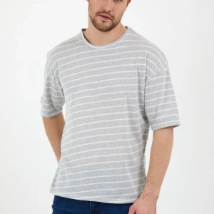 Unisex Gri Beyaz Çizgili Oversize Tshirt