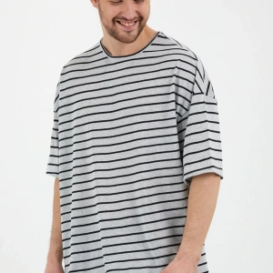 Unisex Gri Beyaz Çizgili Oversize Tshirt
