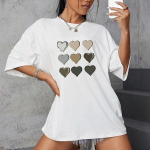 Unisex Kalp Baskılı T-shirt