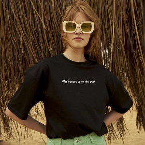 Unisex Love Is Love Tshirt Siyah