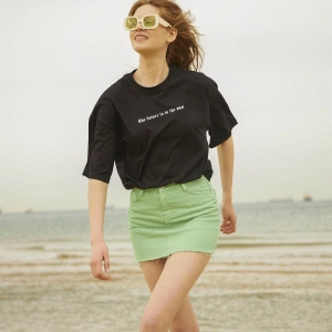 Unisex Love Is Love Tshirt Siyah