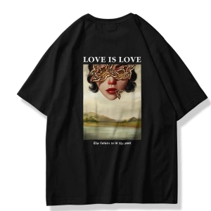 Unisex Love Is Love Tshirt Siyah
