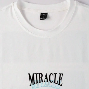 Unisex Oversize Kalıp Kelebek & Harf Grafik Damla Omuz Harajuku Style