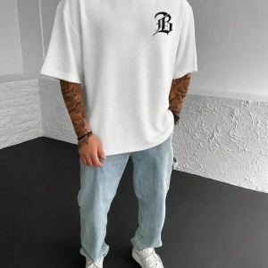 Unisex Oversize Kalıp Mektup Grafik Damla Omuz Harajuku Style