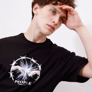 Unisex People Connection Siyah Tshirt