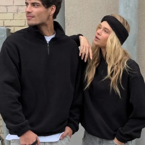 Unisex Relaxed Fit Yarım Fermuarlı Dik Yaka Sweatshirt Siyah