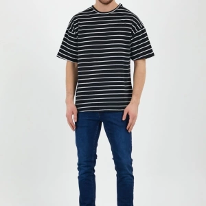 Unisex Siyah Beyaz Çizgili Oversize Tshirt