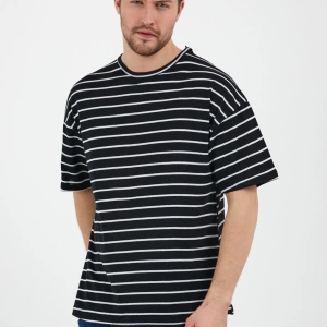 Unisex Siyah Beyaz Çizgili Oversize Tshirt