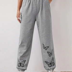 Unity Beli Lastikli Kelebek Desenli Jogger Pantolon
