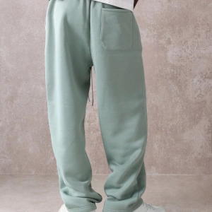 Urban Streetwear Skater Fit Eşofman Altı Graffiti Logo Baskılı, Elastik Bel Jogger Tar