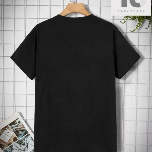 X Attack on Titan Erkek Figürlü ve Harfli Grafik Tişört