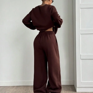 X Lucía Bellido StreetHx Kadın Mektup Baskılı Yuvarlak Yaka Düşük Omuz Uzun Kollu Sweat