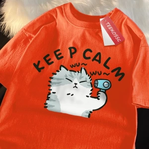 Y2k Vintage Tişört Tee Eğlenceli Kedi Saç Kurutma Makinesi Kullanarak Japon Tarzı