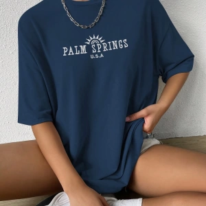 Yaz Rahat Slogan ve Figür Baskılı Yuvarlak Yaka Kısa Kollu Tişört