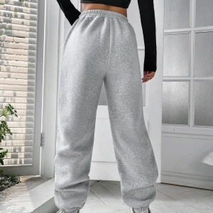 Yazılı Grafik Beli Lastikli Eşofman Altı